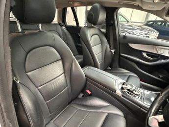 MERCEDES-BENZ C CLASS 2.0 C200 Sport (Premium Plus) Estate 5dr Petrol G-Tronic+ 4MATIC