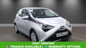 Toyota AYGO 1.0 VVT-i x-play Hatchback 5dr Petrol x-shift Euro 6 (Safety Sen