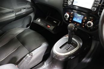 NISSAN JUKE 1.6 Tekna SUV 5dr Petrol XTRON Euro 5 (117 ps)