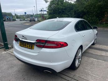 JAGUAR XF 2.2d Portfolio Saloon 4dr Diesel Auto Euro 5 (s/s) (200 ps)
