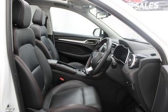 MG MG ZS 72.6kWh Trophy Long Range SUV 5dr Electric Auto (156 ps)