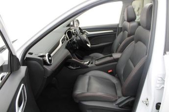 MG MG ZS 72.6kWh Trophy Long Range SUV 5dr Electric Auto (156 ps)