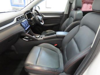 MG MG ZS 72.6kWh Trophy Long Range SUV 5dr Electric Auto (156 ps)