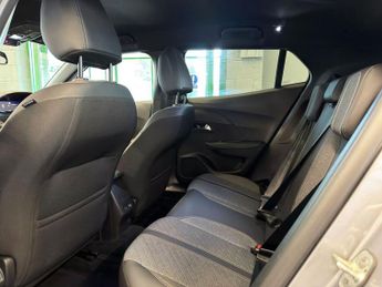 PEUGEOT 2008 1.2 PureTech Allure SUV 5dr Petrol EAT Euro 6 (s/s) (130 ps)