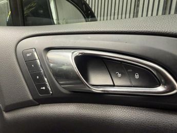 PORSCHE CAYENNE 3.0 TD V6 SUV 5dr Diesel TiptronicS 4WD Euro 6 (s/s) (262 ps)