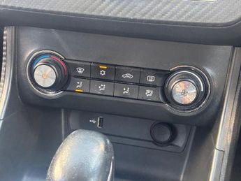 MG MG ZS 1.0 T-GDI Exclusive SUV 5dr Petrol Auto Euro 6 (111 ps)