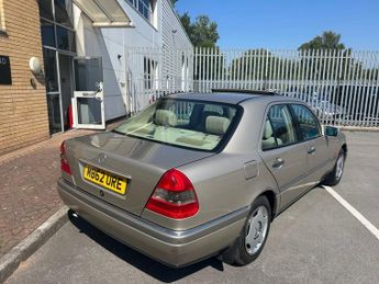 MERCEDES-BENZ C-CLASS 1.8 Elegance 4dr Auto 122 BHP-Ultra Low Mileage Example-Only 4 F