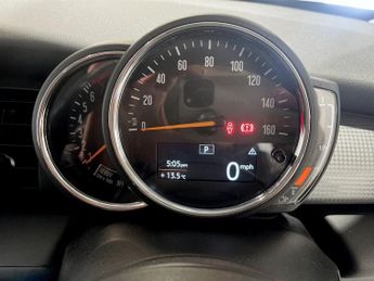 MINI HATCH 1.5 Cooper Classic Hatchback 5dr Petrol Steptronic Euro 6 (s/s) 