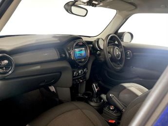 MINI HATCH 1.5 Cooper Classic Hatchback 5dr Petrol Steptronic Euro 6 (s/s) 