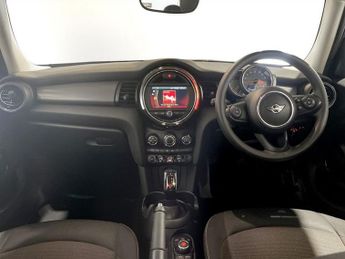 MINI HATCH 1.5 Cooper Classic Hatchback 5dr Petrol Steptronic Euro 6 (s/s) 