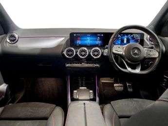 MERCEDES-BENZ GLA 1.3 GLA180 AMG Line (Premium Plus) SUV 5dr Petrol 7G-DCT Euro 6 