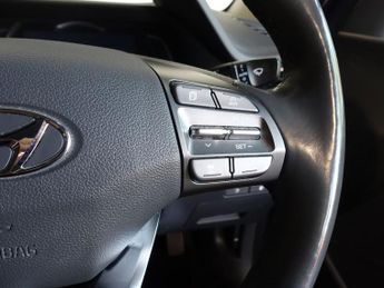 HYUNDAI IONIQ 38.3kWh Premium Hatchback 5dr Electric Auto (136 ps)