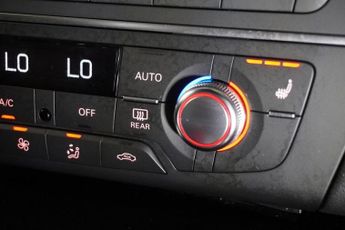 AUDI A6 SALOON Audi A6 Saloon 2.0 TDI ultra Black Edition Saloon 4dr Diesel S T