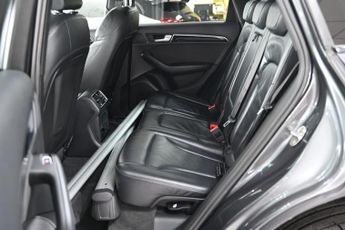 AUDI Q5 2.0 TDI S line Plus SUV 5dr Diesel S Tronic quattro Euro 6 (s/s)