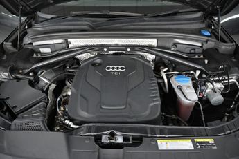 AUDI Q5 2.0 TDI S line Plus SUV 5dr Diesel S Tronic quattro Euro 6 (s/s)