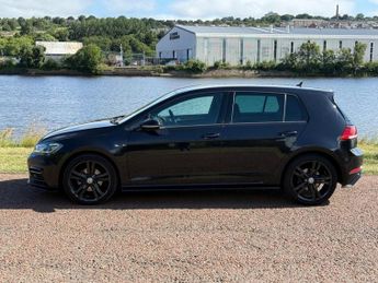 VOLKSWAGEN GOLF 2.0 TDI R-Line Edition Hatchback 5dr Diesel DSG Euro 6 (s/s) (15
