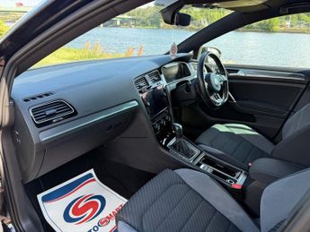 VOLKSWAGEN GOLF 2.0 TDI R-Line Edition Hatchback 5dr Diesel DSG Euro 6 (s/s) (15