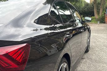 SKODA OCTAVIA 2.0 TDI vRS Hatchback 5dr Diesel DSG Euro 6 (s/s) (200 ps) Front