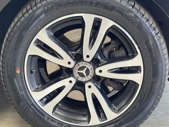 MERCEDES-BENZ A-CLASS 1.6 A180 SE Hatchback 5dr Petrol 7G-DCT Euro 6 (s/s) (122 ps)