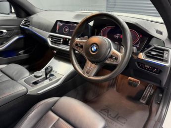 BMW 3 SERIES 2.0 320i M Sport Saloon 4dr Petrol Auto Euro 6 (s/s) (184 ps)