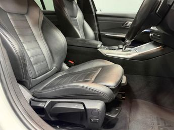 BMW 3 SERIES 2.0 320i M Sport Saloon 4dr Petrol Auto Euro 6 (s/s) (184 ps)