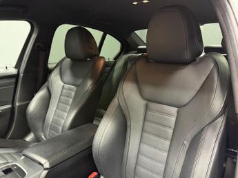BMW 3 SERIES 2.0 320i M Sport Saloon 4dr Petrol Auto Euro 6 (s/s) (184 ps)
