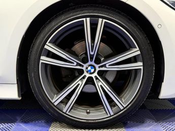 BMW 3 SERIES 2.0 320i M Sport Saloon 4dr Petrol Auto Euro 6 (s/s) (184 ps)