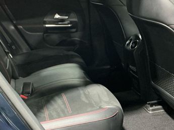 MERCEDES-BENZ EQA EQA 250 66.5kWh AMG Line SUV 5dr Electric Auto (190 ps)