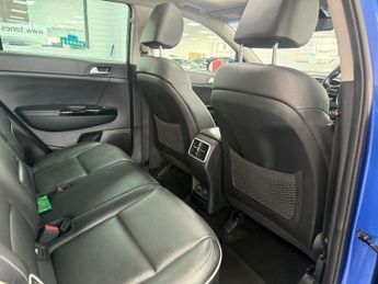 KIA SPORTAGE 1.6 CRDi 4 SUV 5dr Diesel DCT AWD Euro 6 (s/s) (134 bhp)