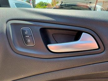 FORD KUGA 1.5T EcoBoost ST-Line SUV 5dr Petrol Auto AWD Euro 6 (s/s) (182 