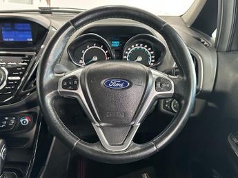 FORD B-MAX 1.6 Titanium Navigator MPV 5dr Petrol Powershift Euro 6 (105 ps)