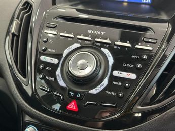 FORD B-MAX 1.6 Titanium Navigator MPV 5dr Petrol Powershift Euro 6 (105 ps)
