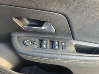 VAUXHALL MOKKA ELECTRIC 50kWh GS SUV 5dr Electric Auto (136 ps)
