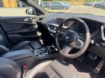 BMW 1 SERIES 1.5 118i M Sport Hatchback 5dr Petrol DCT Euro 6 (s/s) (140 ps)