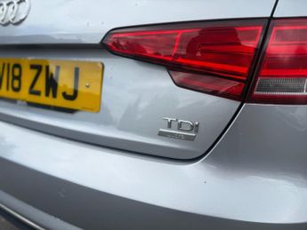 AUDI A4 2.0 TDI ultra SE Saloon 4dr Diesel S Tronic Euro 6 (s/s) (150 ps