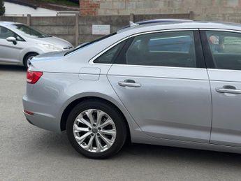 AUDI A4 2.0 TDI ultra SE Saloon 4dr Diesel S Tronic Euro 6 (s/s) (150 ps