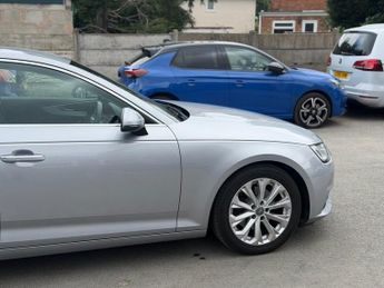 AUDI A4 2.0 TDI ultra SE Saloon 4dr Diesel S Tronic Euro 6 (s/s) (150 ps