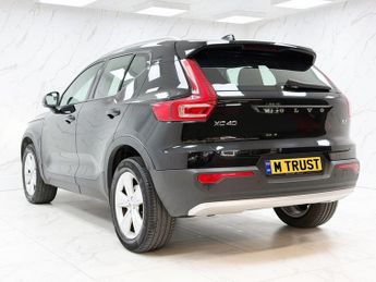 VOLVO XC40 2.0 B3 MHEV Core SUV 5dr Petrol Hybrid DCT Auto Euro 6 (s/s) (16