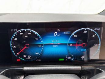 MERCEDES-BENZ EQA EQA 250 66.5kWh AMG Line SUV 5dr Electric Auto (190 ps)