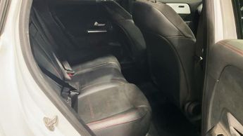 MERCEDES-BENZ EQA EQA 250 66.5kWh AMG Line SUV 5dr Electric Auto (190 ps)