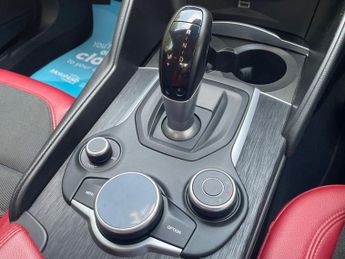 ALFA ROMEO GIULIA 2.2 TD Super Saloon 4dr Diesel Auto 