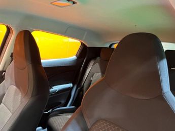 NISSAN JUKE 1.0 DIG-T Acenta SUV 5dr Petrol DCT Auto Euro 6 (s/s) (117 ps)