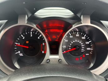 NISSAN JUKE 1.5 dCi N-Connecta SUV 5dr Diesel Manual Euro 6 (s/s) (110 ps)