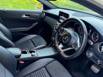 MERCEDES-BENZ A-CLASS 1.5 A180d AMG Line Hatchback 5dr Auto Diesel 7G-DCT Euro 6 (s/s)