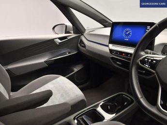 VOLKSWAGEN ID.3 Pro 58kWh Life Hatchback 5dr Electric Auto (145 ps)