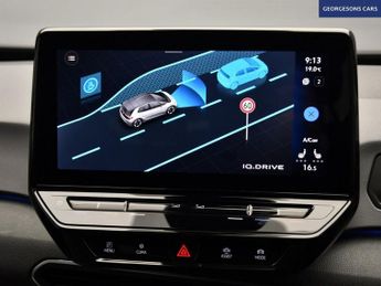 VOLKSWAGEN ID.3 Pro 58kWh Life Hatchback 5dr Electric Auto (145 ps)