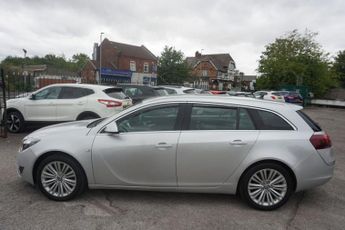 VAUXHALL INSIGNIA 2.0 CDTi ecoFLEX Tech Line Sports Tourer 5dr Diesel Manual Euro 