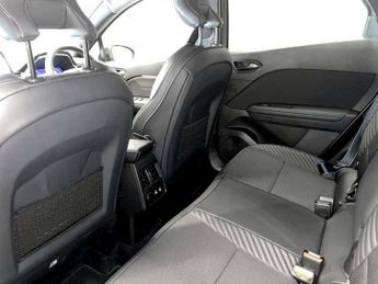 RENAULT CAPTUR 1.6L 5d  AUTO  141 BHP
