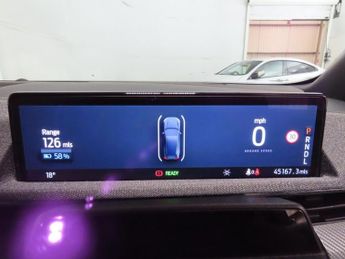 FORD MUSTANG MACH-E Standard Range 70kWh SUV 5dr Electric Automatic AWD (269 ps)