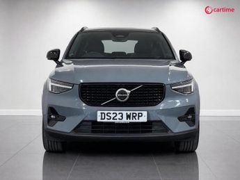 VOLVO XC40 2.0 B3 MHEV Plus Dark SUV 5dr Petrol Hybrid DCT Auto Euro 6 (s/s